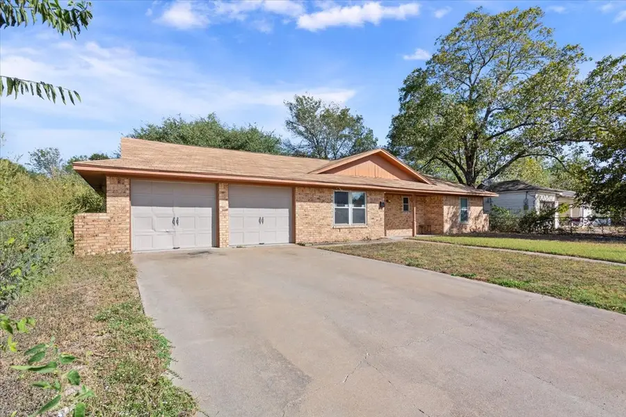 525 San Antonio Street, Marlin, TX 76661 - Image #2