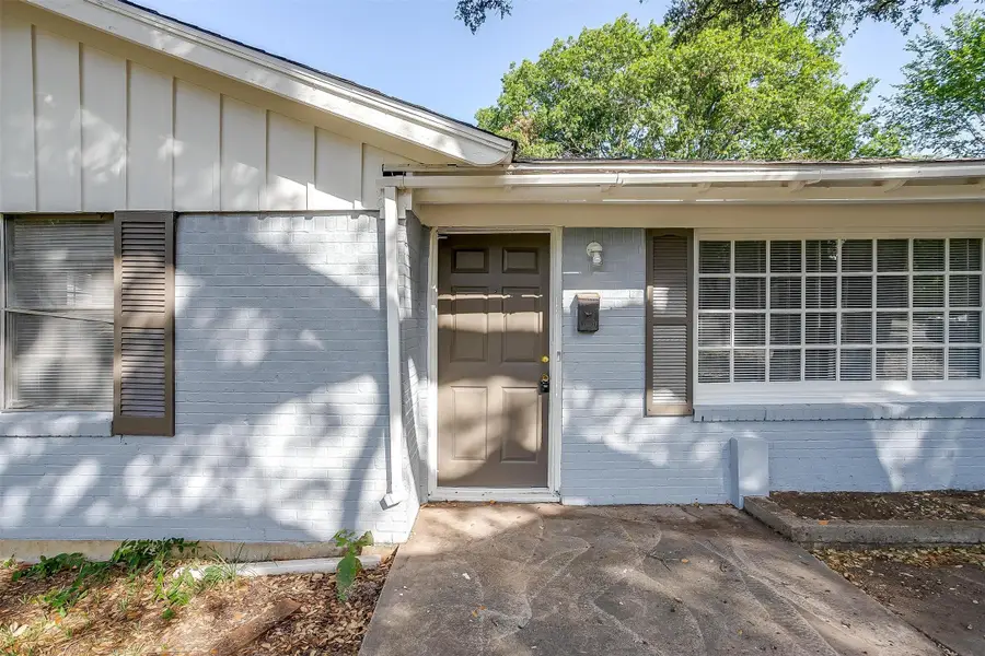 5608 Trail Lake Drive, Fort Worth, TX 76133 - Image #2