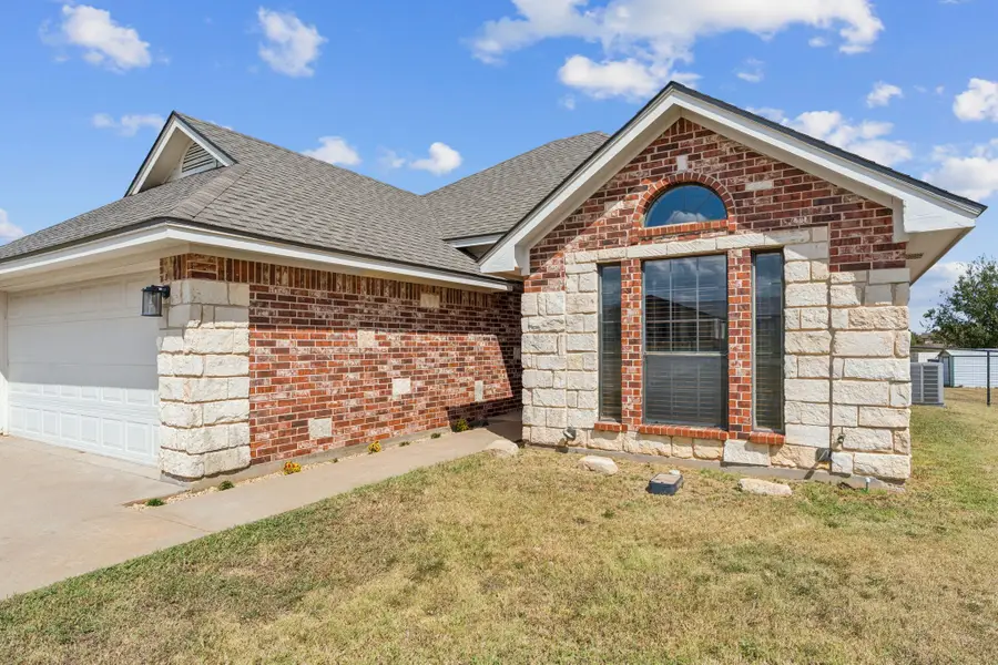 500 S Cleburne Whitney Road, Rio Vista, TX 76093 - Image #3
