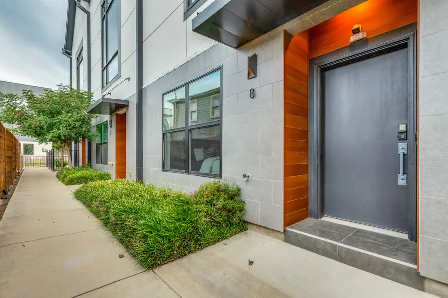3880 Munger Avenue #8, Dallas, TX 75204 - Image #2