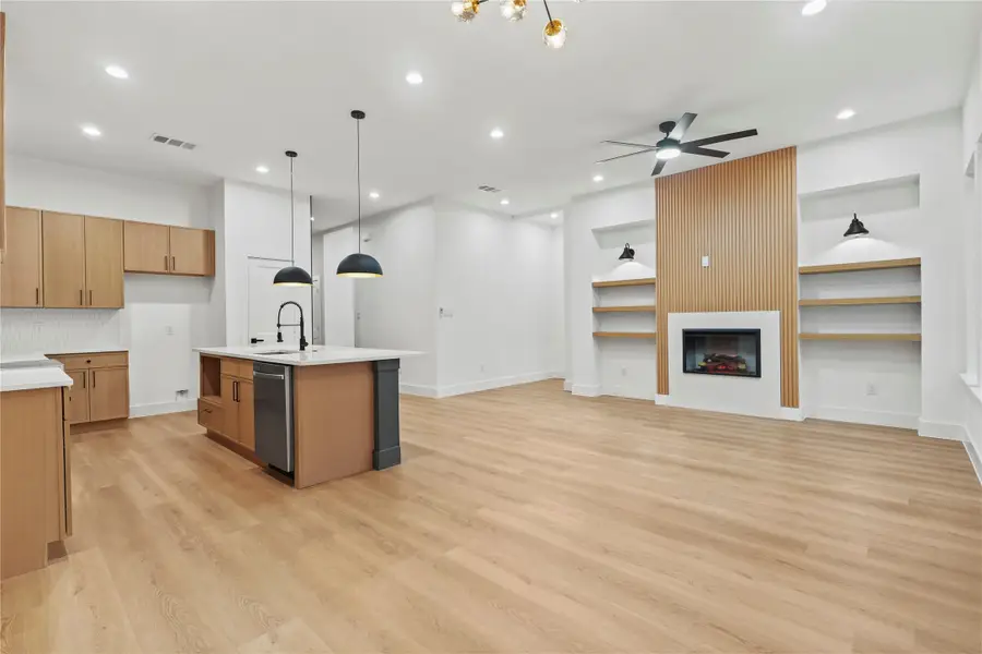 2811 Dorris Street, Dallas, TX 75215 - Image #3