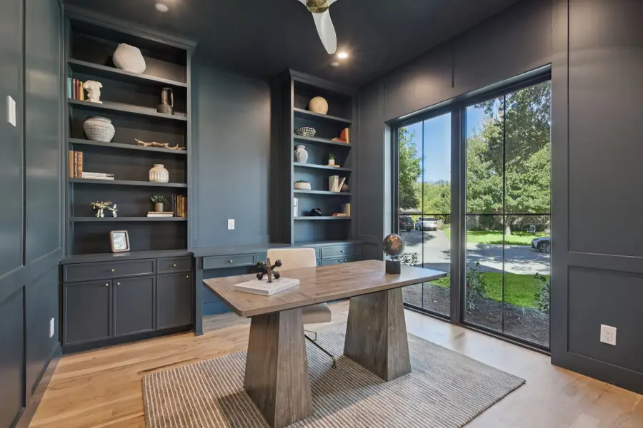 6619 Robin Willow Court, Dallas, TX 75248 - Image #3