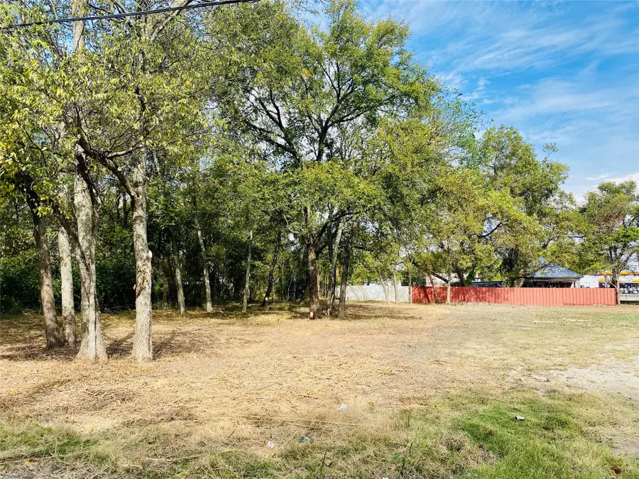 301 W Elm Street, Hillsboro, TX 76645 - Image #3