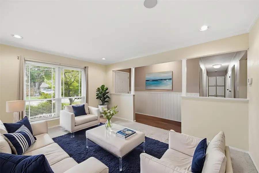 2105 Rockmoor Drive, Edgecliff Village, TX 76134 - Image #2