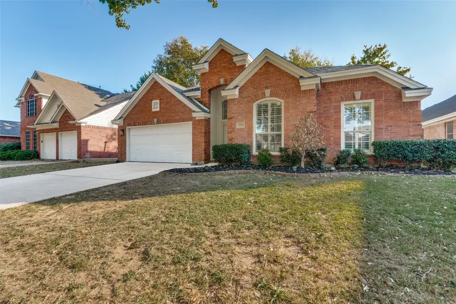 2821 Cheshire Way, Grand Prairie, TX 75052 - Image #2