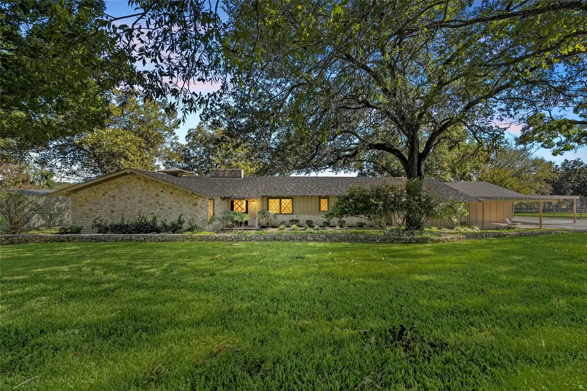 925 Church Road, McGregor, TX 76657 - Image #1