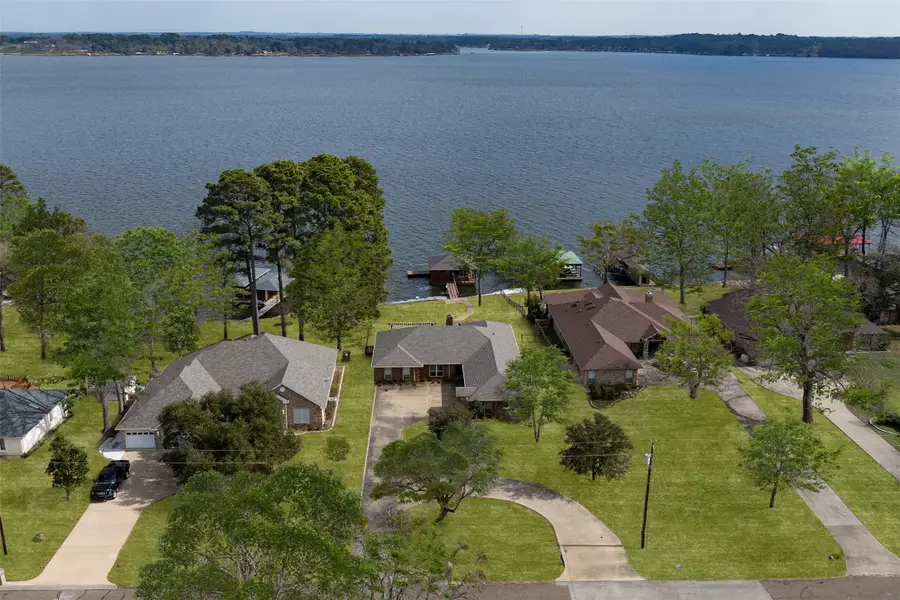 22766 Diamond Bay Drive, Frankston, TX 75763 - Image #2