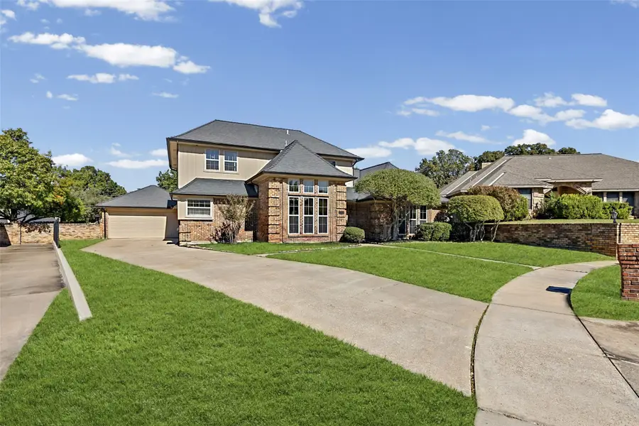 3513 Meadowside Drive, Bedford, TX 76021 - Image #2