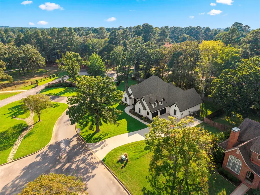 4301 Windrush Boulevard, Longview, TX 75604 - #3