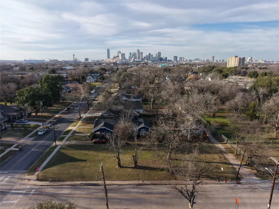 1627 E Woodin Boulevard, Dallas, TX 75203 - Image #2