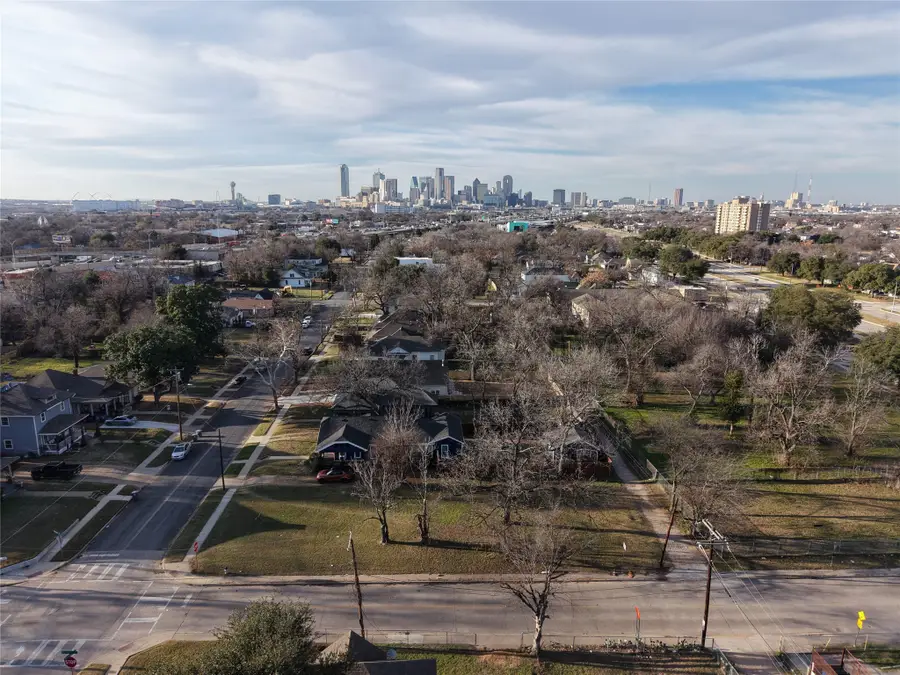 1627 E Woodin Boulevard, Dallas, TX 75203 - Image #3