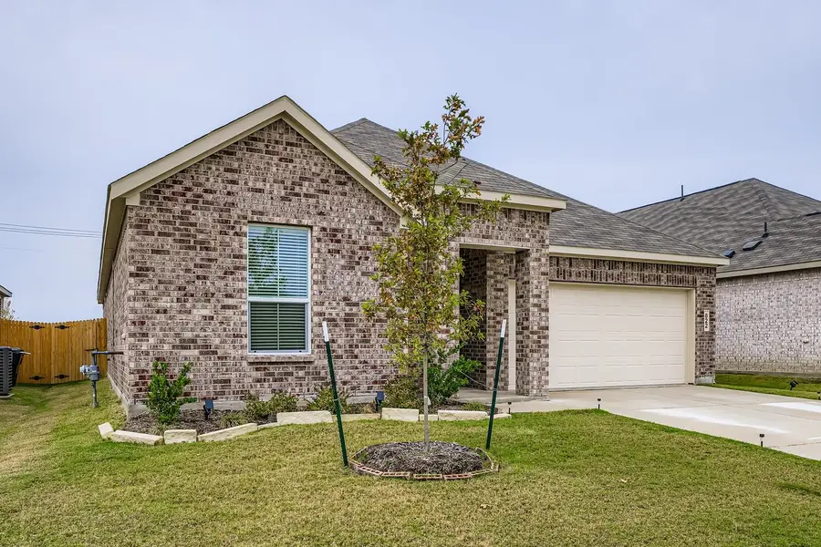822 Madrono Drive, Princeton, TX 75407 - Image #2