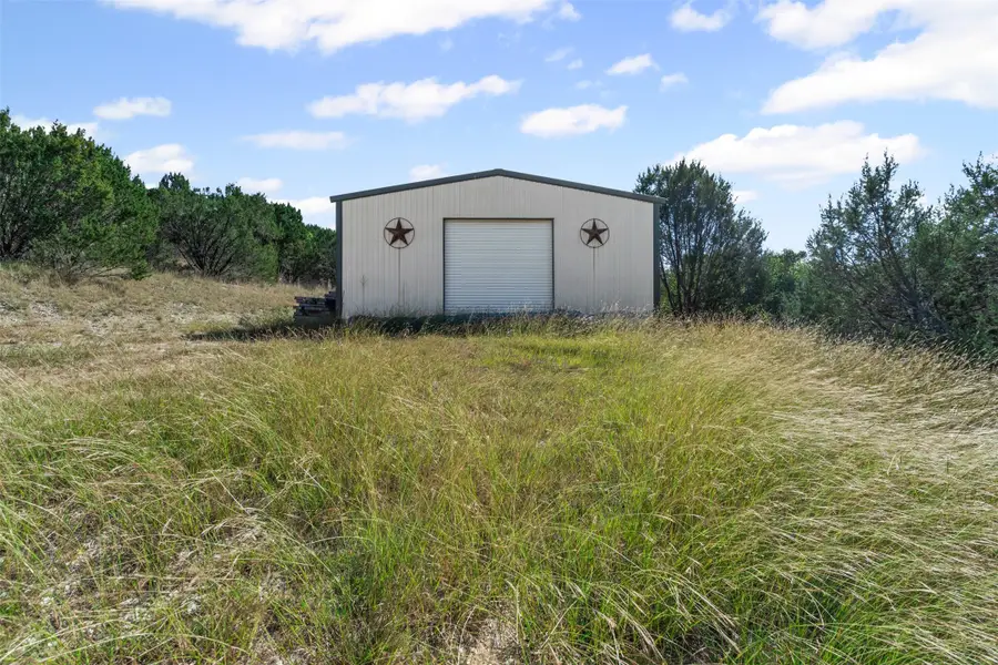 495 Christines Way, Bluff Dale, TX 76433 - Image #3