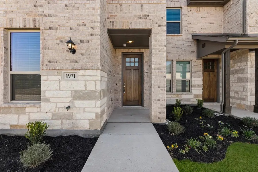 1971 Gentle Oak Trail, Corinth, TX 76210 - Image #3