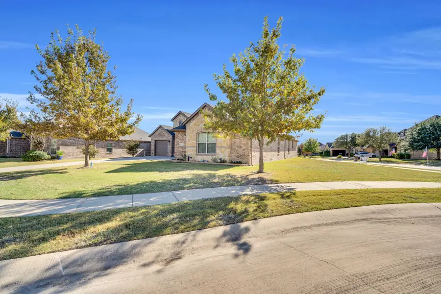 7202 Lone Star Way, Midlothian, TX 76065 - Image #3