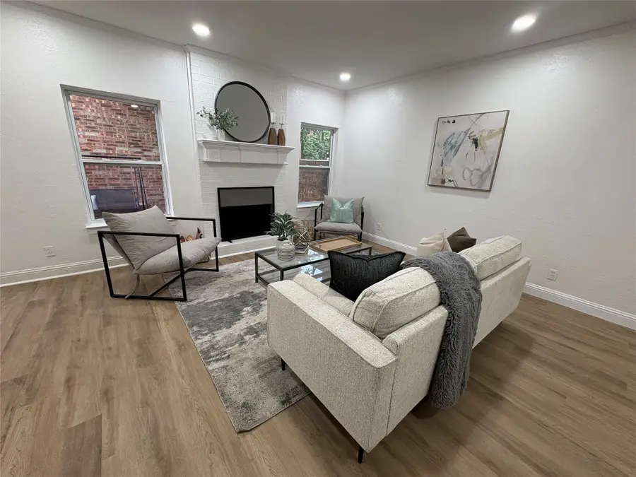 6772 E Northwest Highway, Dallas, TX 75231 - Image #2