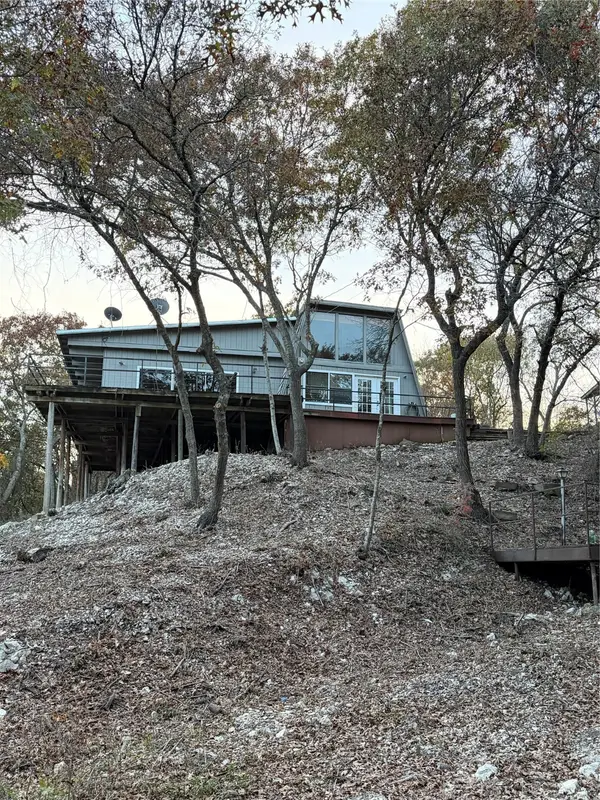 1867 Chaparral Drive, Gainesville, TX 76240