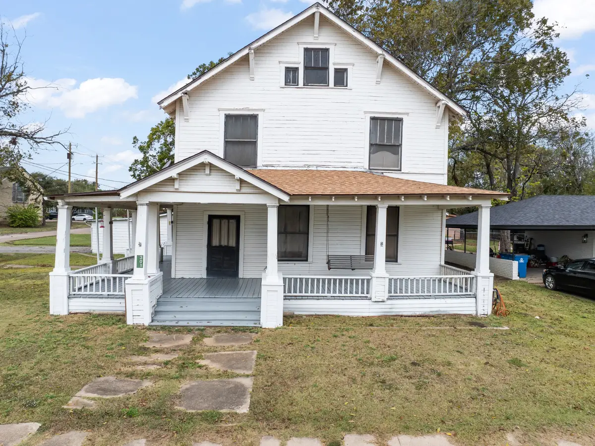 301 E Main Street, Itasca, TX 76055 - Image #1