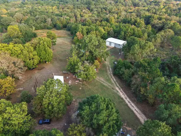 940 County Road 35980, Arthur City, TX 75411