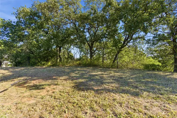 6704 Nob Hill Court, North Richland Hills, TX 76182