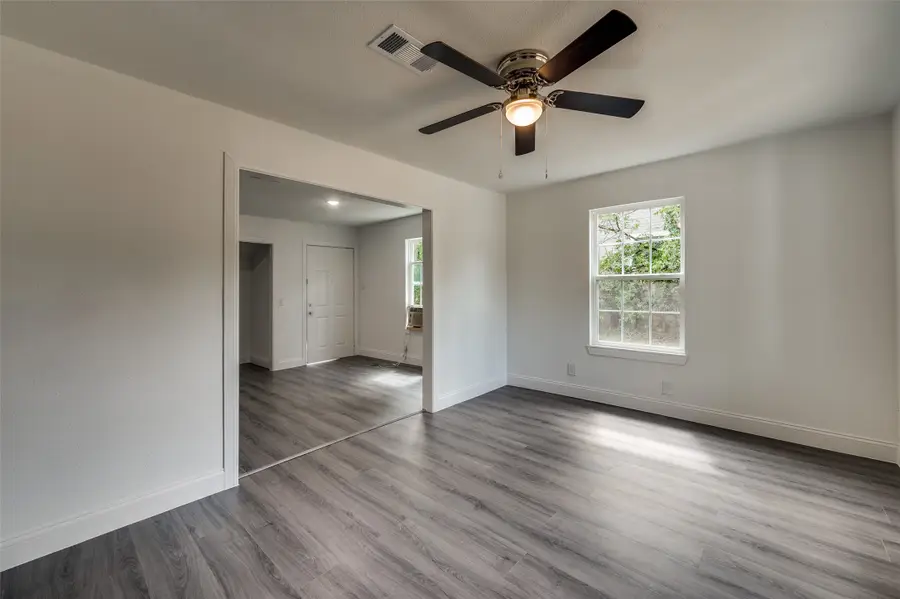 3712 Knox Street, Fort Worth, TX 76119 - Image #3