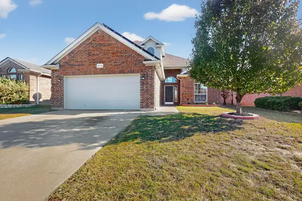 9716 Brenden Drive, Fort Worth, TX 76108