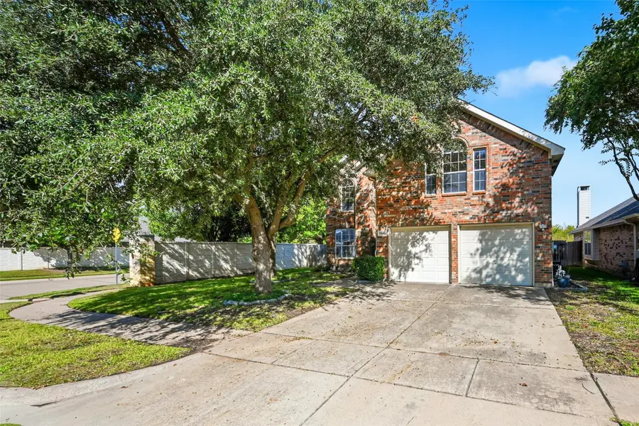 7807 Enchanted Isle Drive, Arlington, TX 76016 - Image #2