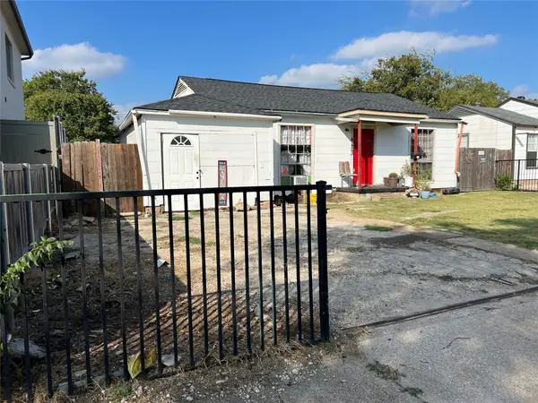 4423 Hopkins Avenue, Dallas, TX 75209