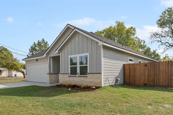 1522 Harris Street, Gainesville, TX 76240