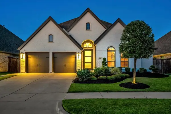 905 Bridle Path Parkway, Aubrey, TX 76227