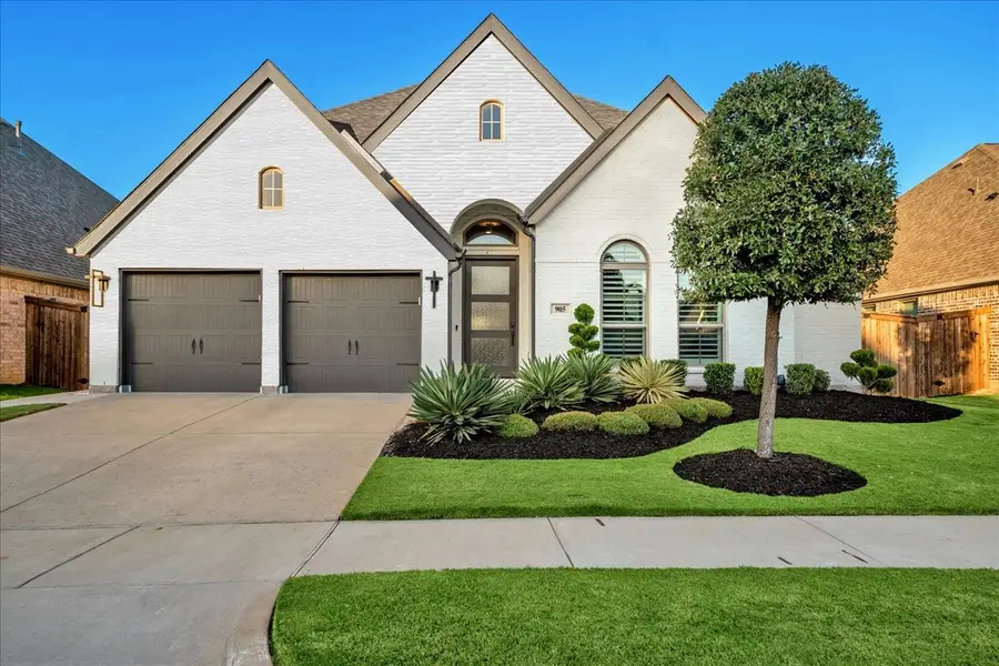 905 Bridle Path Parkway, Aubrey, TX 76227 - Image #2