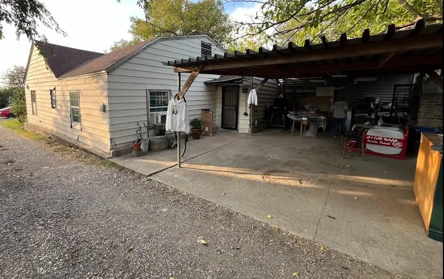 302 N Justin Avenue, Dallas, TX 75211 - Image #3