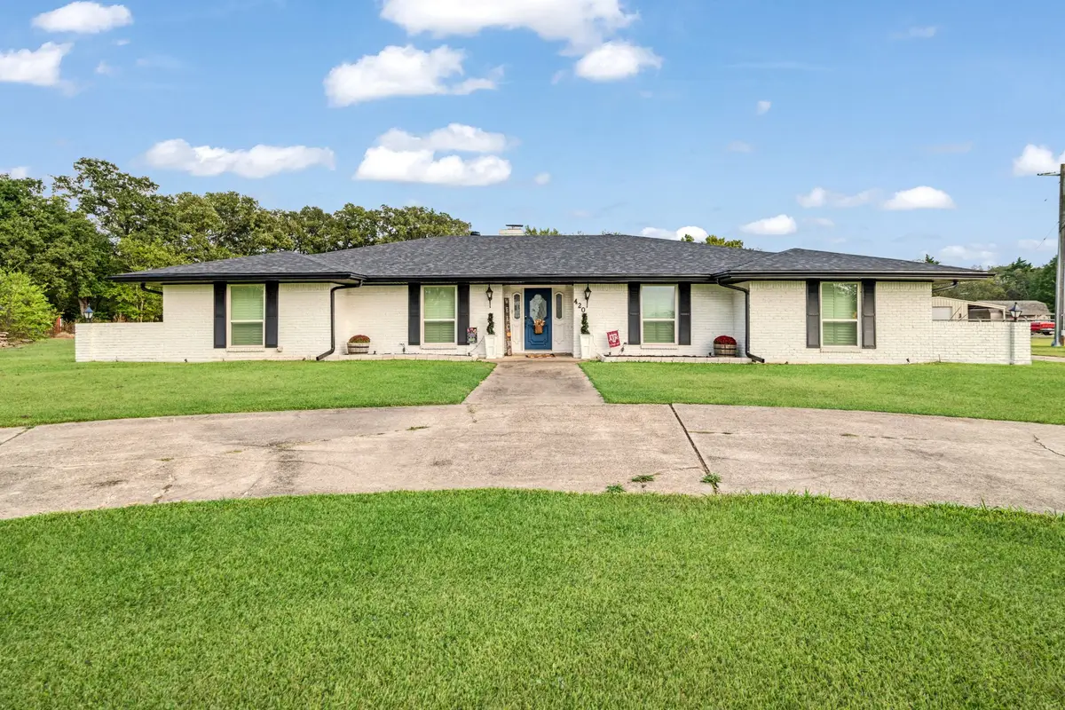 420 Clarksville Road, Bogata, TX 75417 - Image #1