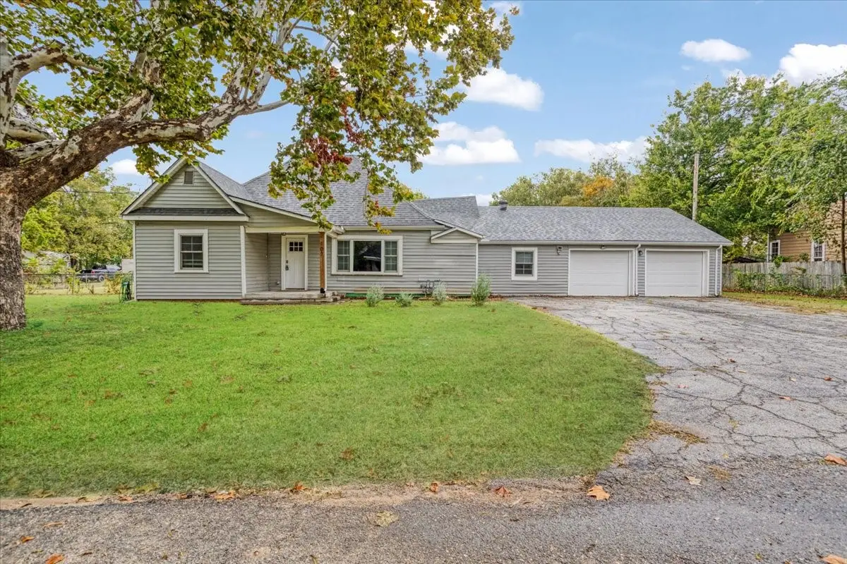 107 S Branch Street, Bells, TX 75414 - Image #1