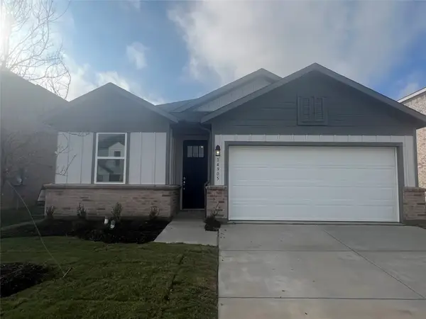 14905 Hierba Mora Drive, Fort Worth, TX 76052