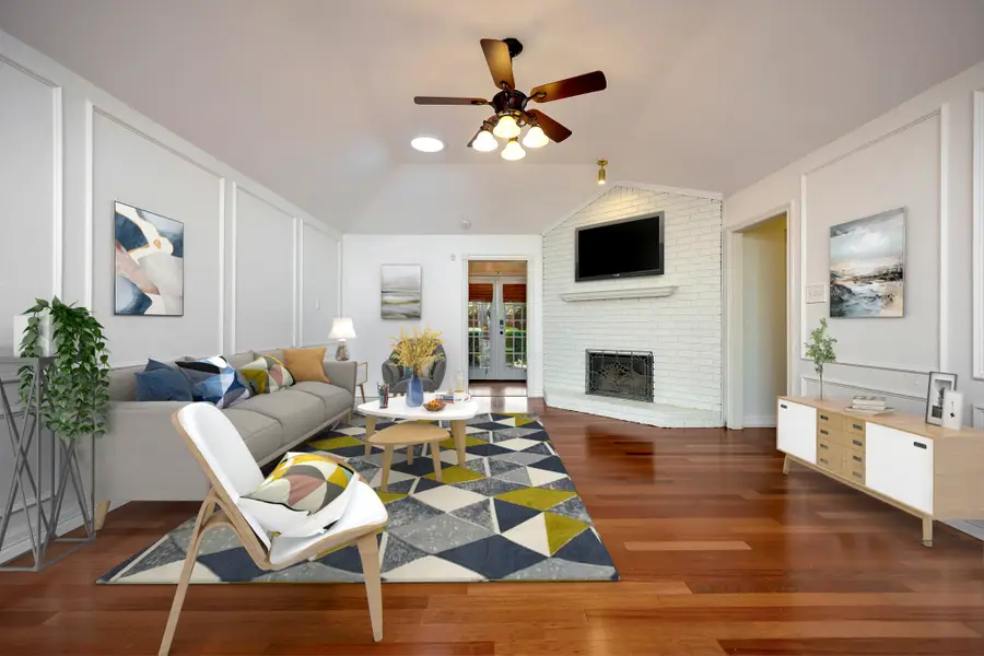 3409 Crescent Court, Bedford, TX 76021 - Image #2