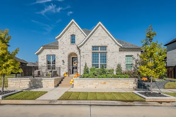 1518 Viridian Park Lane, Arlington, TX 76005
