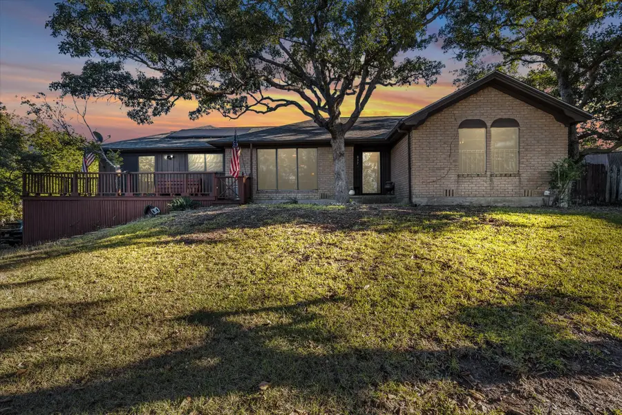 837 White Oak Drive, Woodway, TX 76712 - Image #2