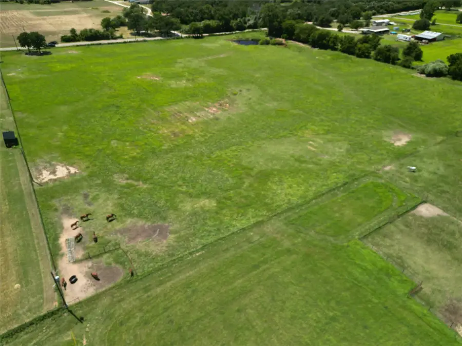 9100 Nix Road, Tolar, TX 76476 - Image #3