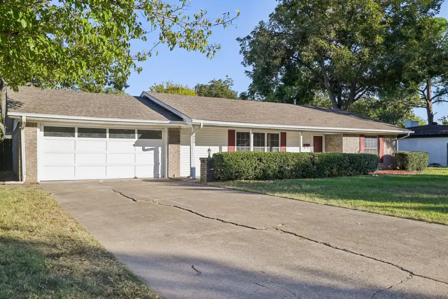 626 Kingston Drive, Irving, TX 75061 - Image #2