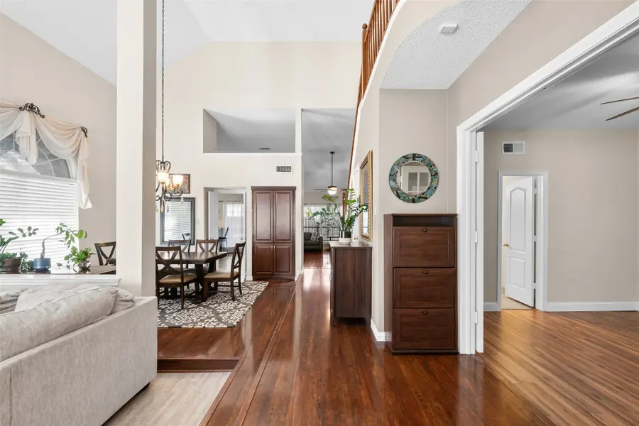 4445 Rosedale Drive, Grand Prairie, TX 75052 - Image #3