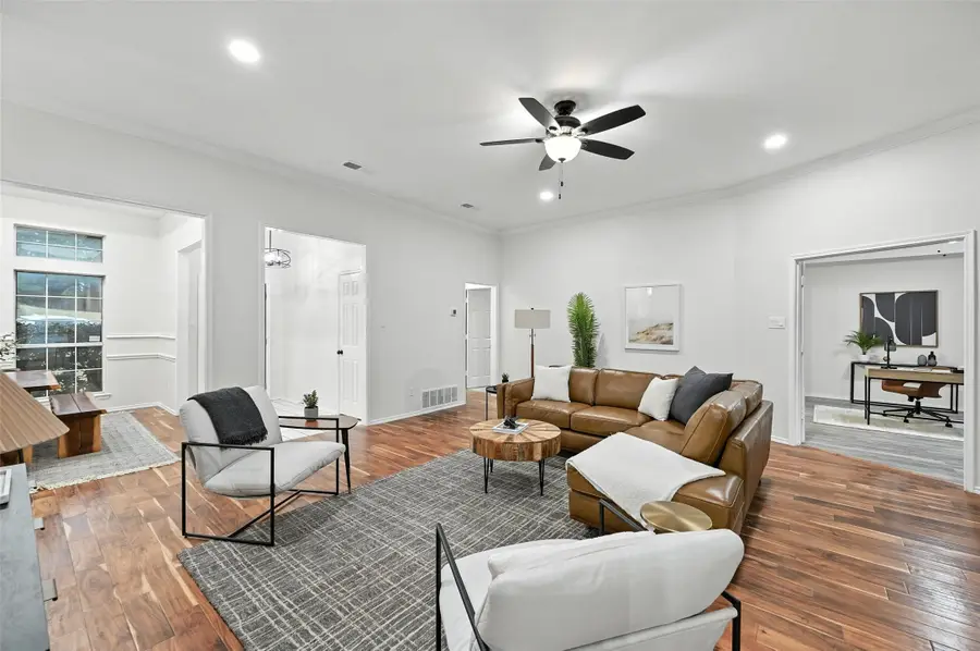 8841 Hidden Hill Drive, Saginaw, TX 76179 - #3