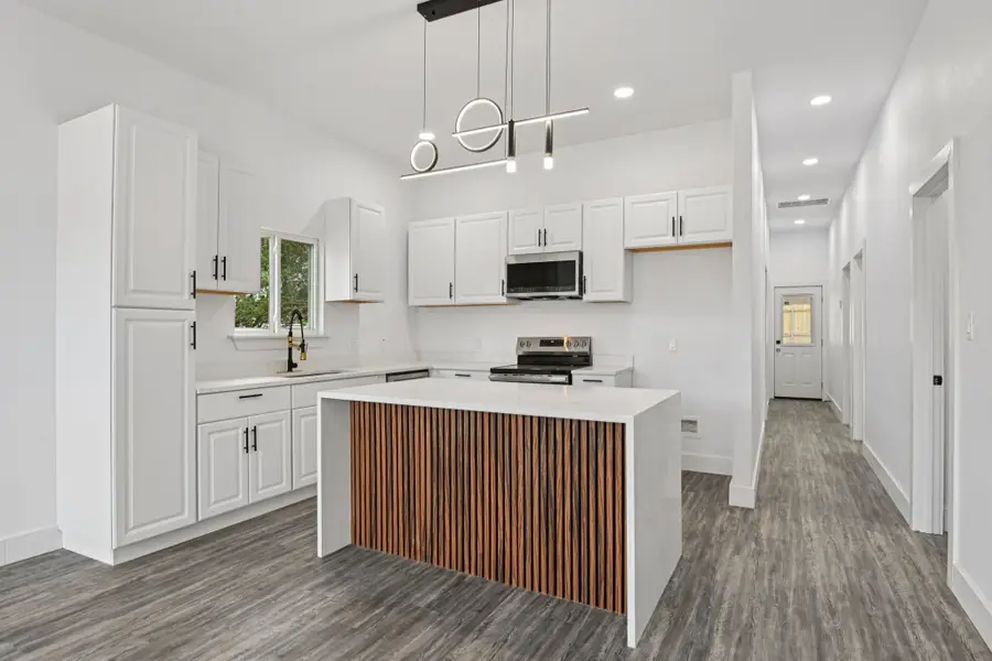 3604 Durango Trail, Granbury, TX 76048 - Image #3