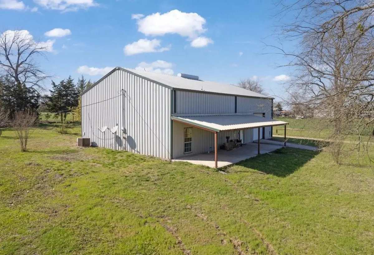 4300 County Road 4640, Trenton, TX 75490 - Image #1