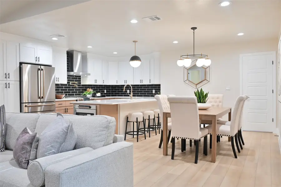 2838 W Kiest Boulevard, Dallas, TX 75233 - Image #3