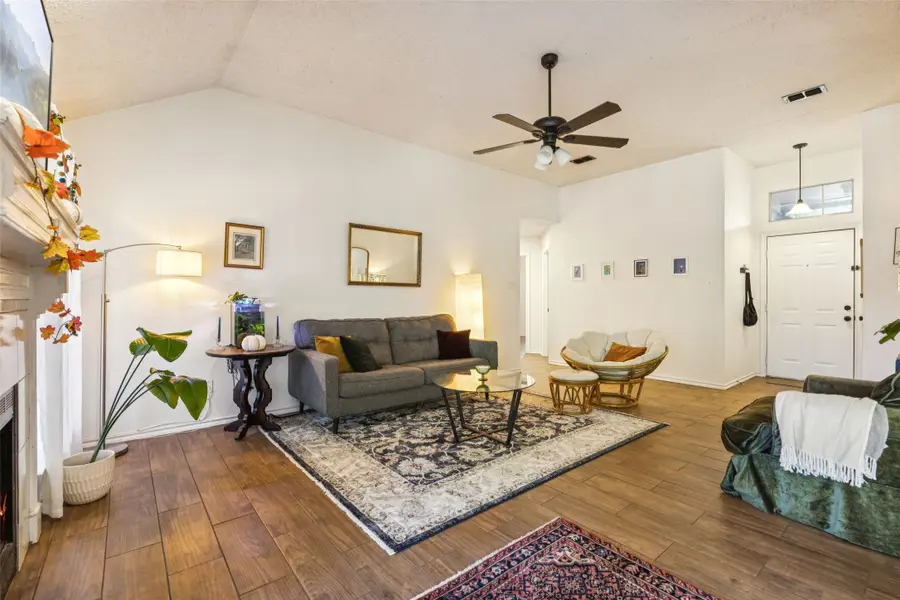 1104 Oak Valley, Denton, TX 76209 - Image #2