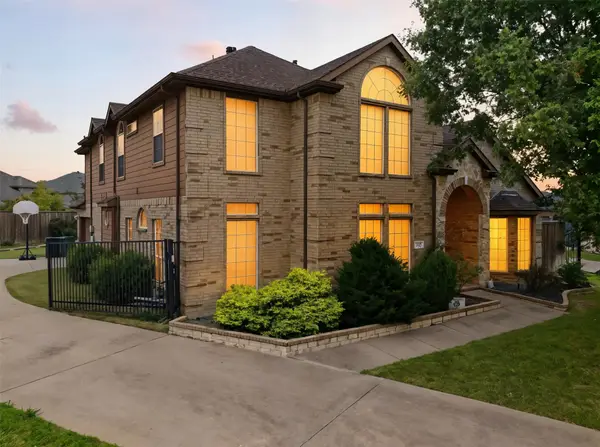 607 Hilltop Drive, Murphy, TX 75094