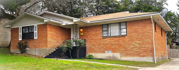 5447 Singing Hills Drive, Dallas, TX 75241