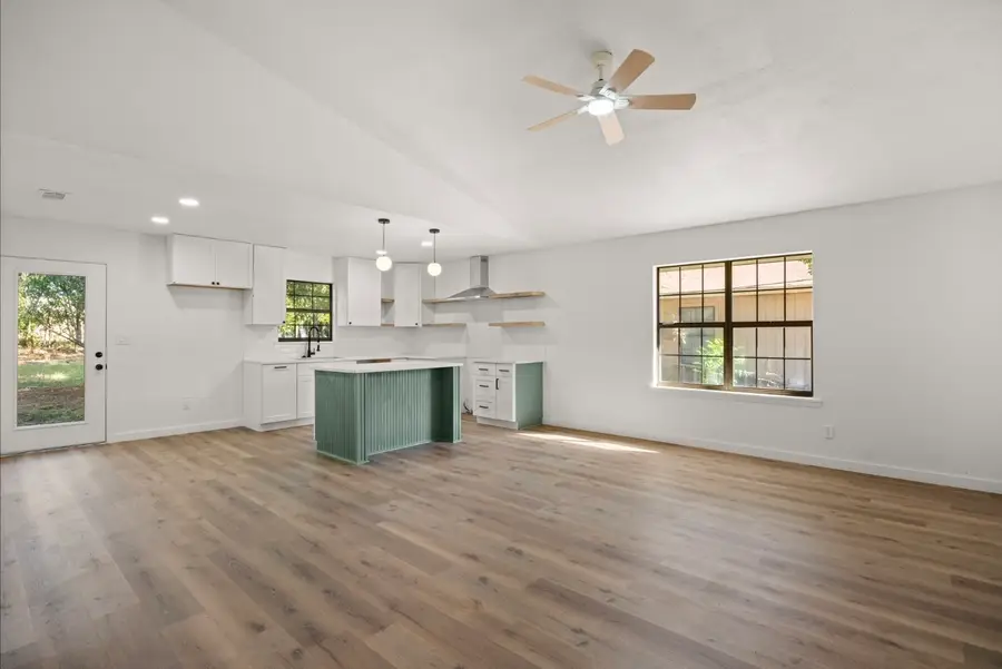 1727 Doyle, Granbury, TX 76048 - Image #3