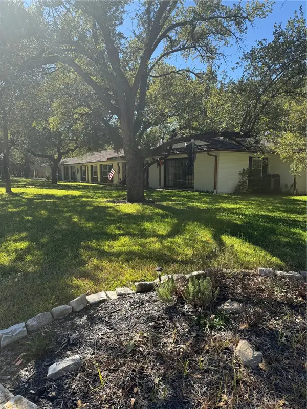 1650 Azteca Drive, Fort Worth, TX 76112